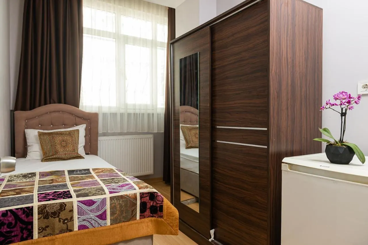 Aparthotel Piport Estambul 3*,